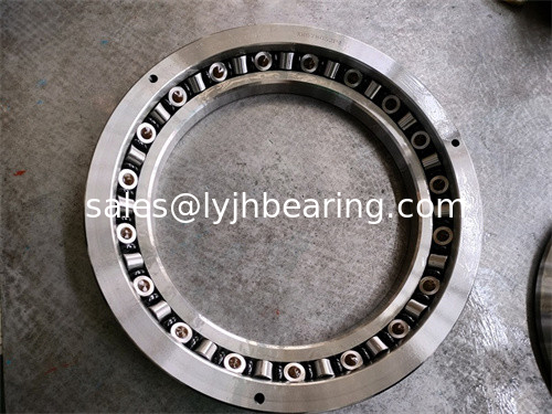 تستخدم آلة الحفر العمودية CNC beraing JXR 699050 عالي الدقة المزود