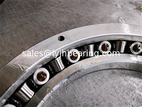 محمل أسطواني دقيق XR820060 للجداول الدوارة والفهرسة للأدوات الآلية المزود
