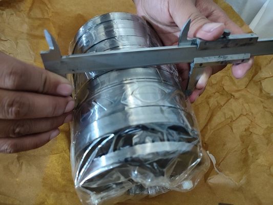 تستخدم آلات اللحام الاحتكاك محمل أسطواني الدفع الترادفي M6CT537 5x37x117mm المزود